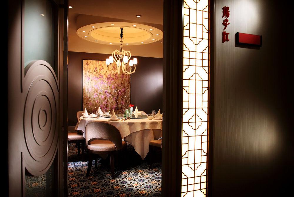 Dorsett Wanchai, Hotel 5*